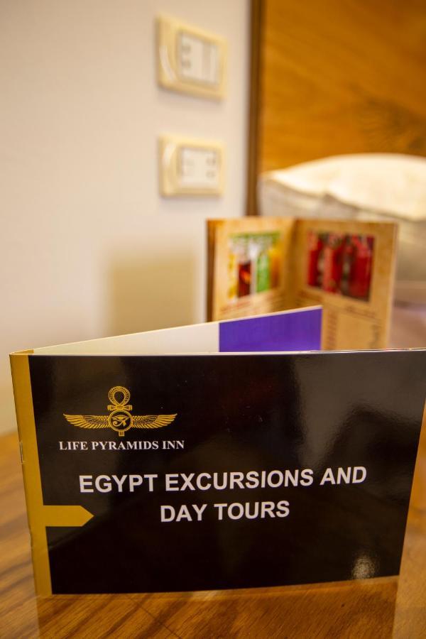 Life Pyramids Kafret el-Gabal