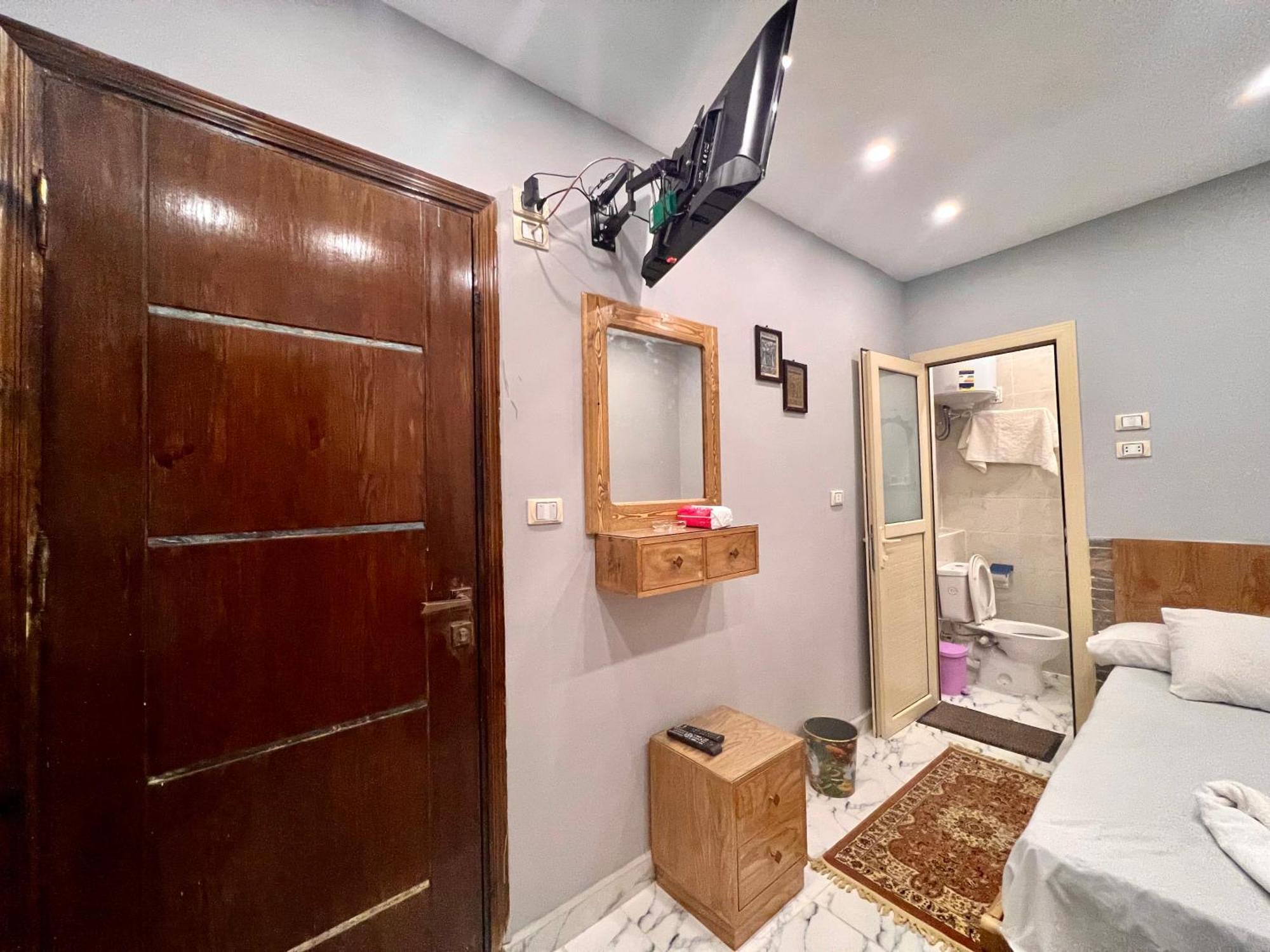 Hostal Life Pyramids Kafret el-Gabal